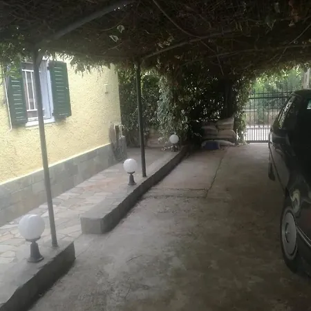 Gregory's Tatil Evi Agia Efimia